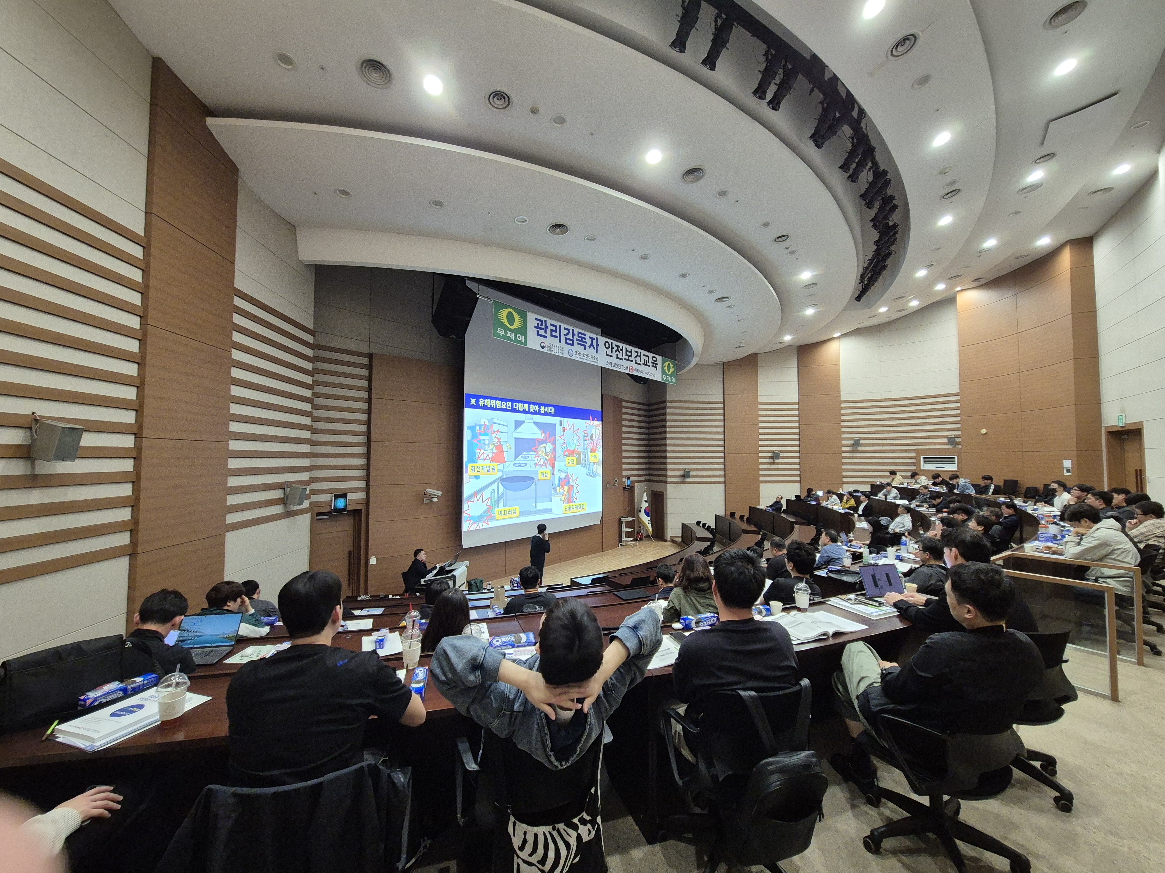 KakaoTalk_20260428_142232344_07.jpg